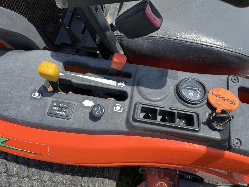 Kubota ZG227 Zero Turn Mower
