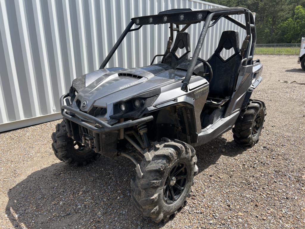 Can-Am Commander XT UTV
