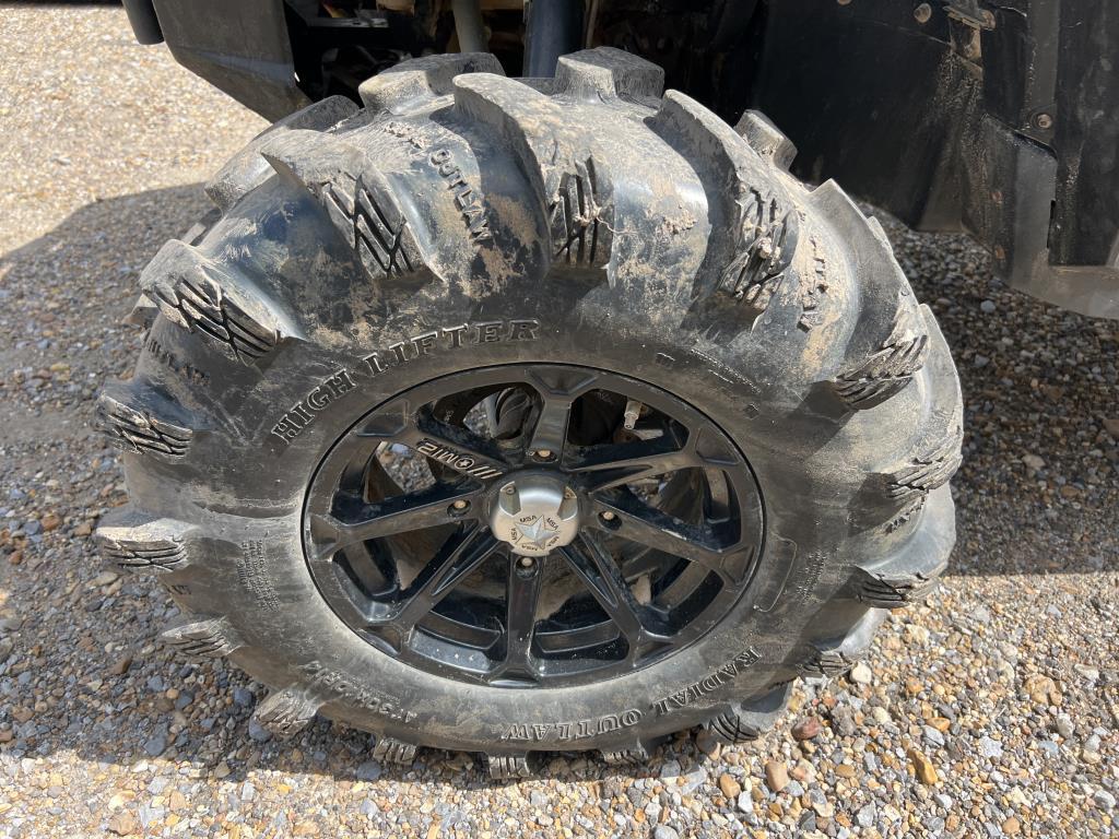 Can-Am Commander XT UTV