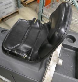Riding Burnishing Machine: Nilfisk Advance Whirlamatic 2700, 1 Item