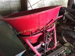 300 Bushel 3pt Spinner Spreader