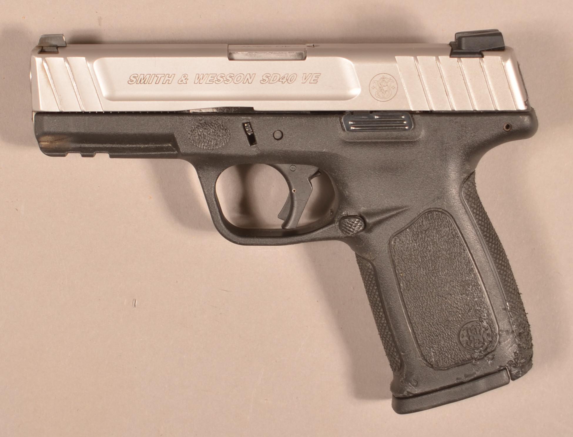 Smith & Wesson SD40 VE .40SW handgun