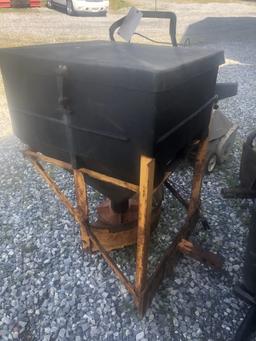 Meyer Mini-Spreader Salt Spreader