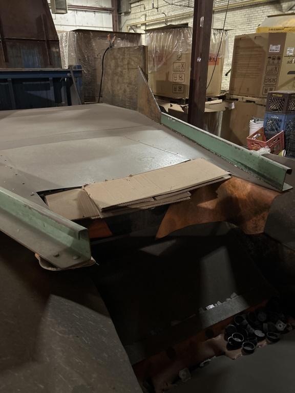 55"W Box Dumper