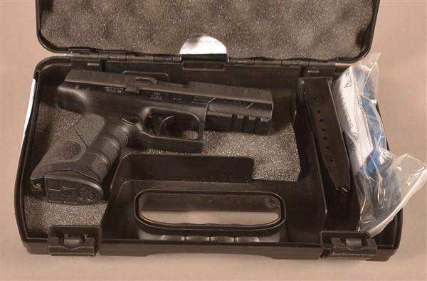 Beretta APX 9x19 Handgun