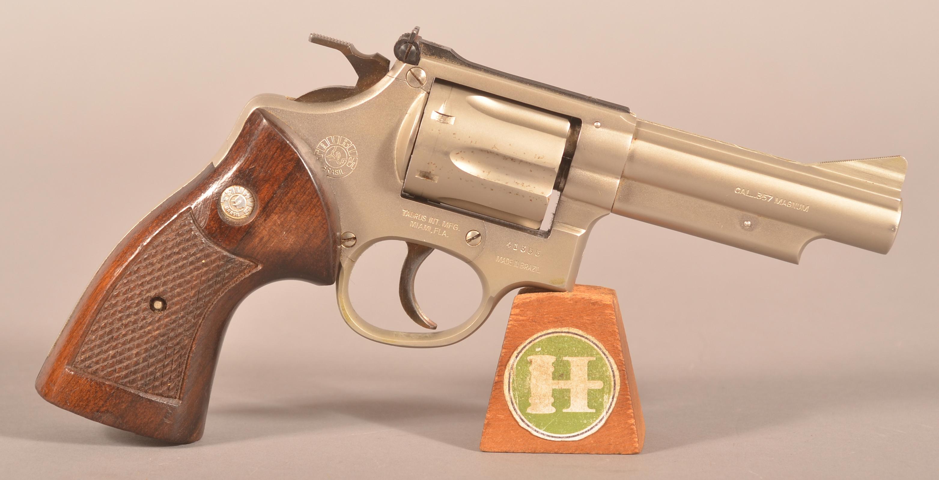 Taurus mod. 66 .357 Handgun.