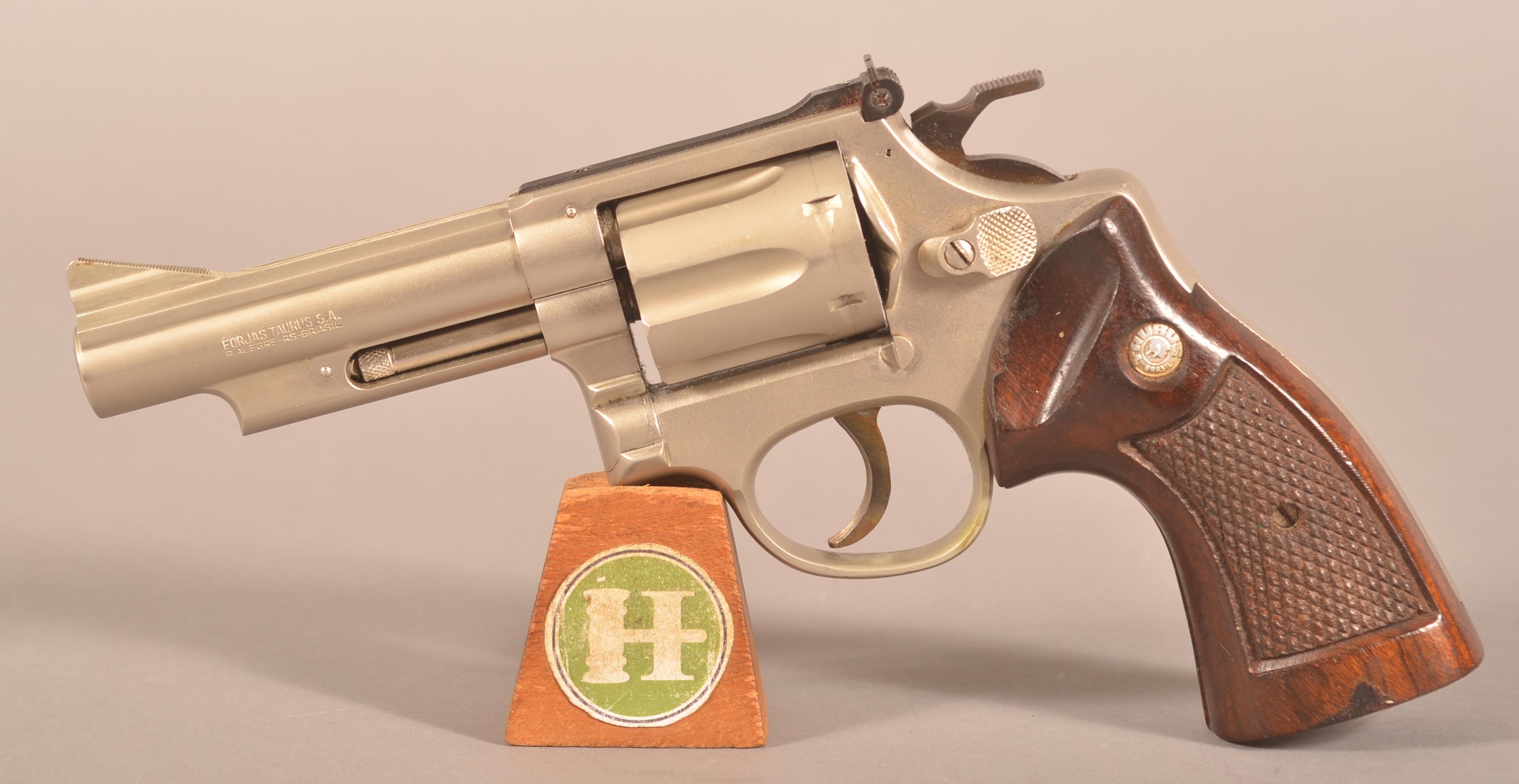 Taurus mod. 66 .357 Handgun.
