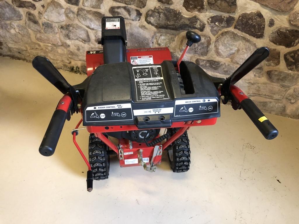 Troy Bilt Snow Blower