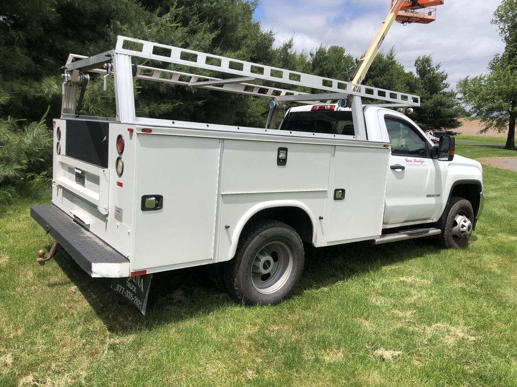 2016 GMC 3500 Dually Utility Truck