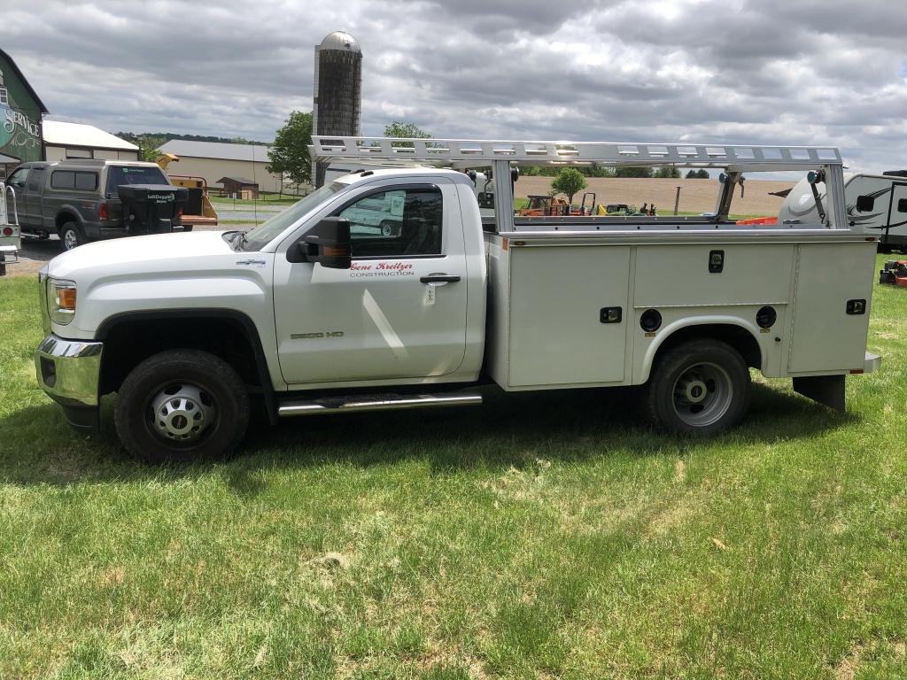 2016 GMC 3500 Dually Utility Truck