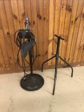 Pedestal Electric Light and Extendable Work Stands
