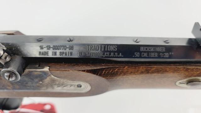 Traditons Buck skinner 50cal Percussion Muzzleload