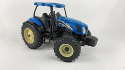 New Holland Model TS125 Toy Tractor