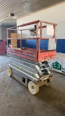"ABSOLUTE" Sky Jak SJ111 3226 Scissor Lift