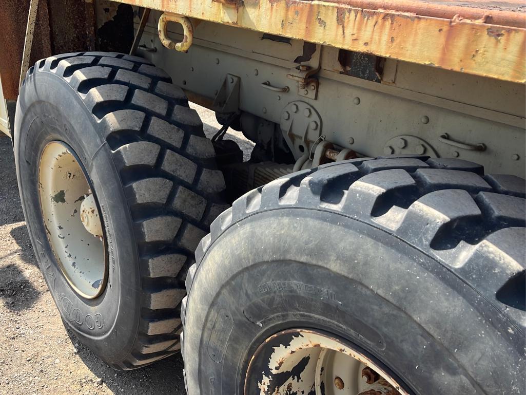 1990 American General M923A1 Military Truck