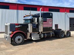 2000 Peterbilt 379 Semi Truck