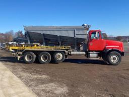 "ABSOLUTE" 1998 Volvo Tri Axle Slinger Truck