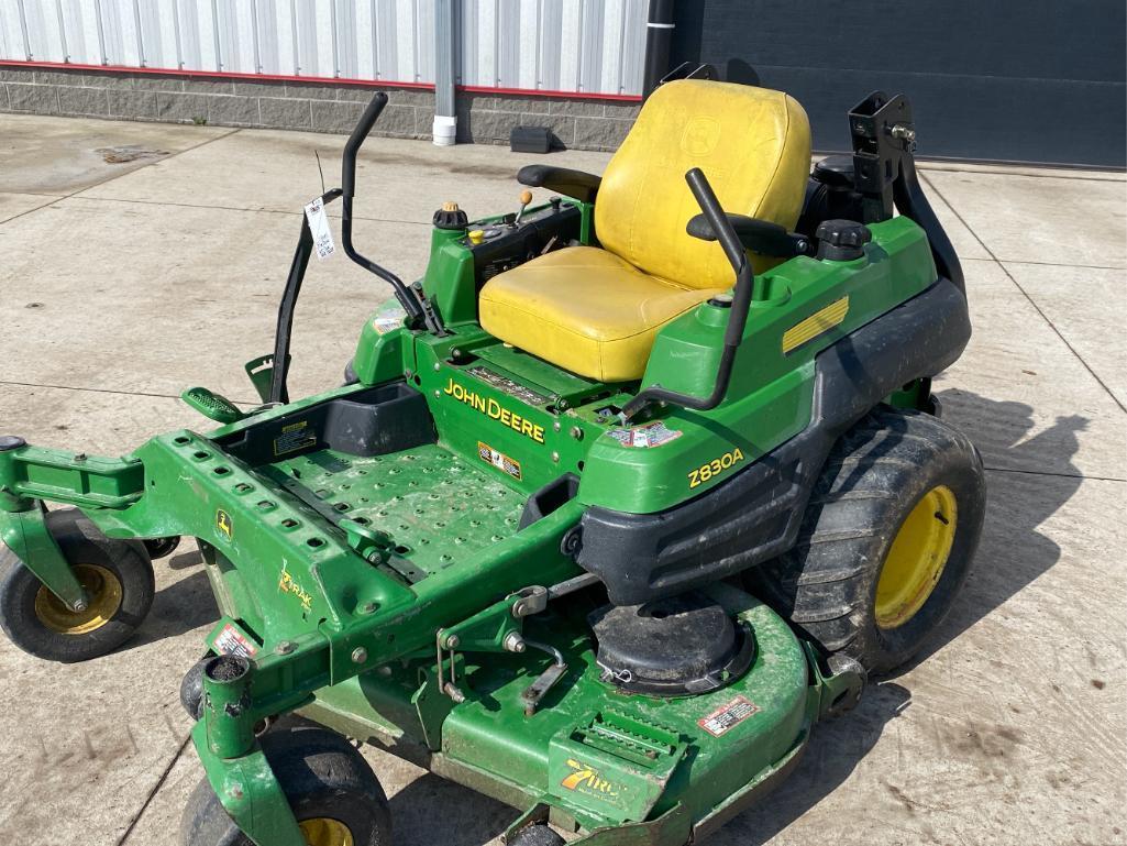 "ABSOLUTE" John Deere Z830A Zero-Turn Mower