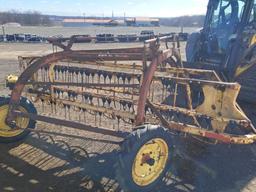 New Holland 256 Roll-a-Bar Hay Rake