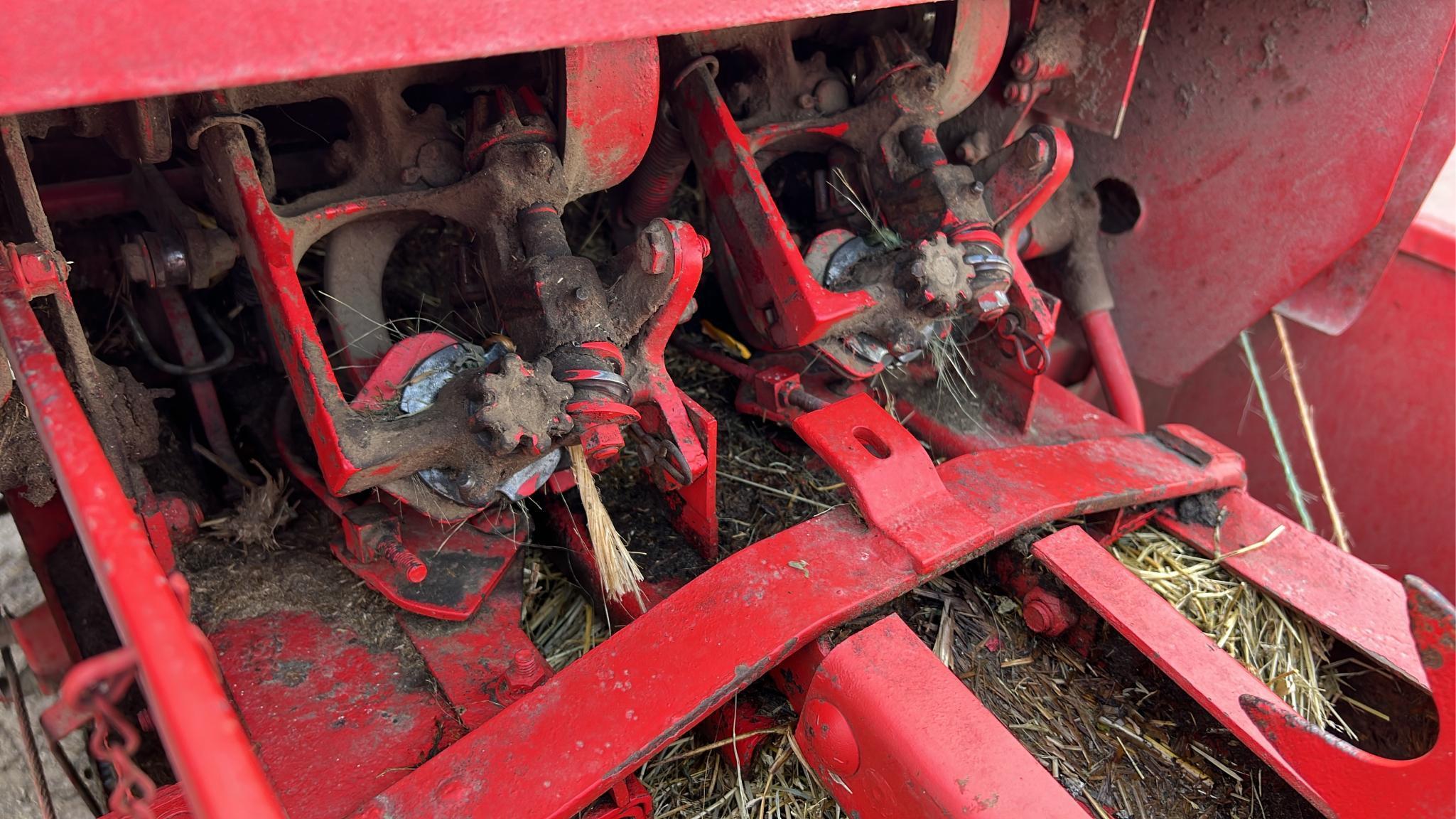 New Holland 315 Small Square Baler