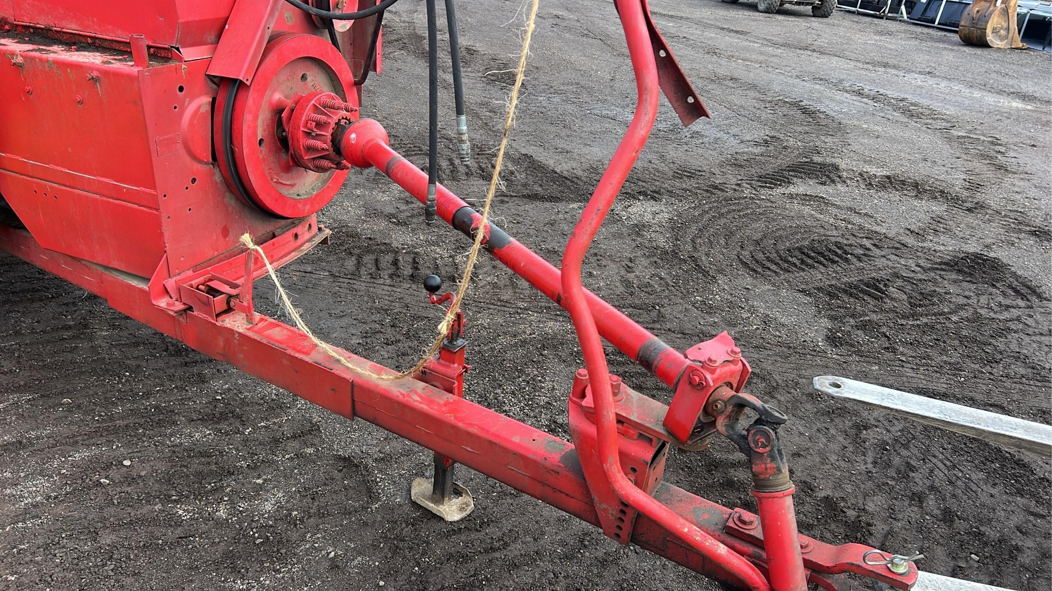 New Holland 315 Small Square Baler