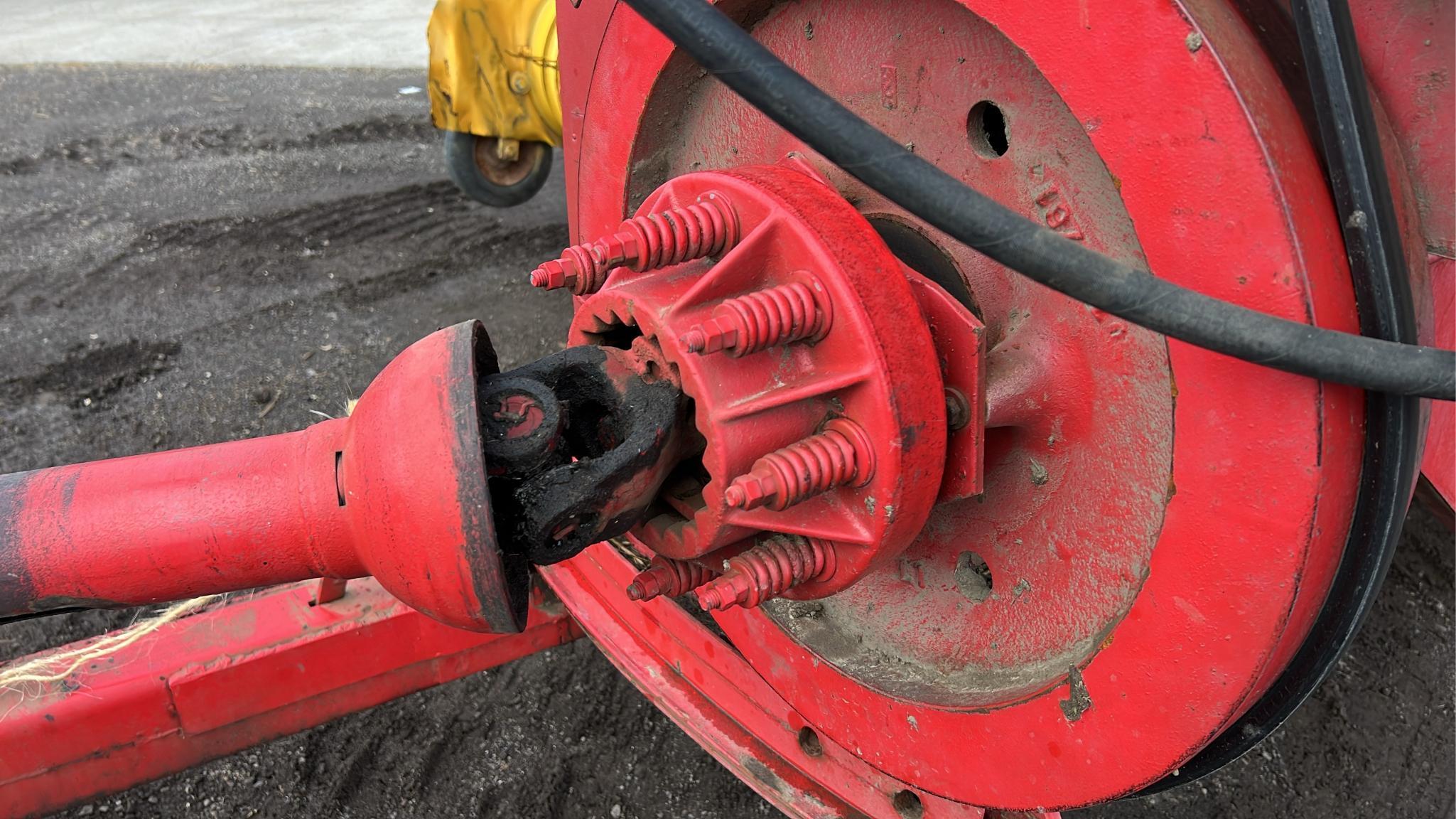 New Holland 315 Small Square Baler