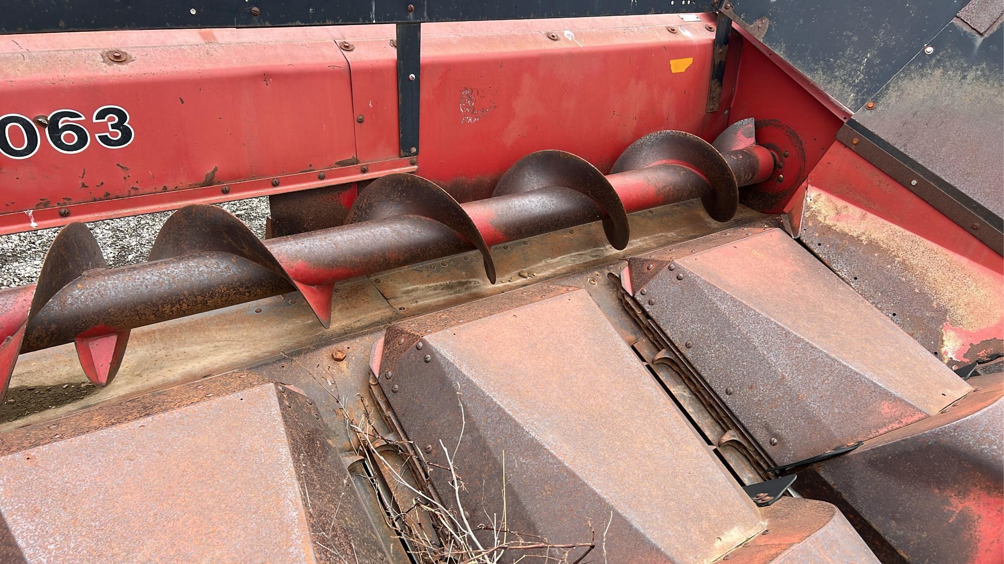 Case IH 1063 6-Row Corn Head
