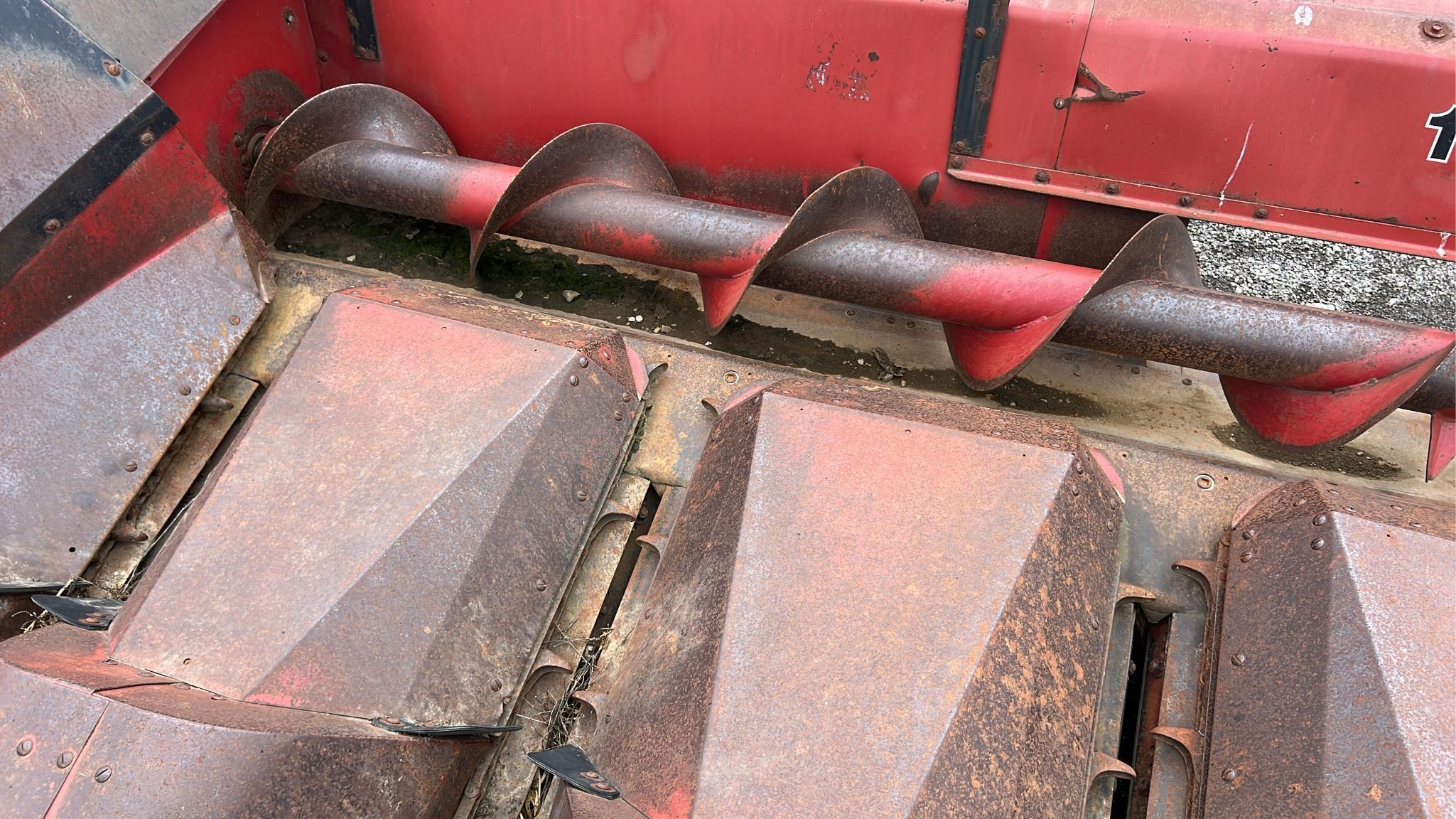 Case IH 1063 6-Row Corn Head
