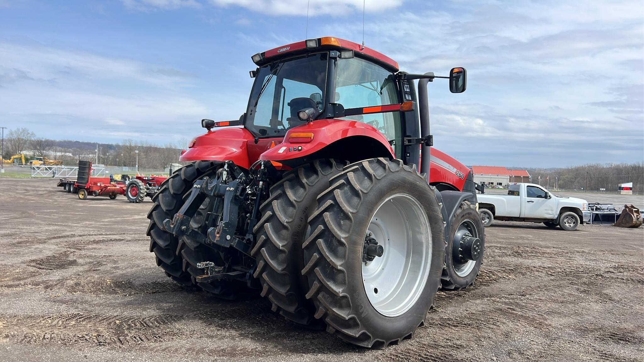 Case IH Magnum 260 MFWD Tractor
