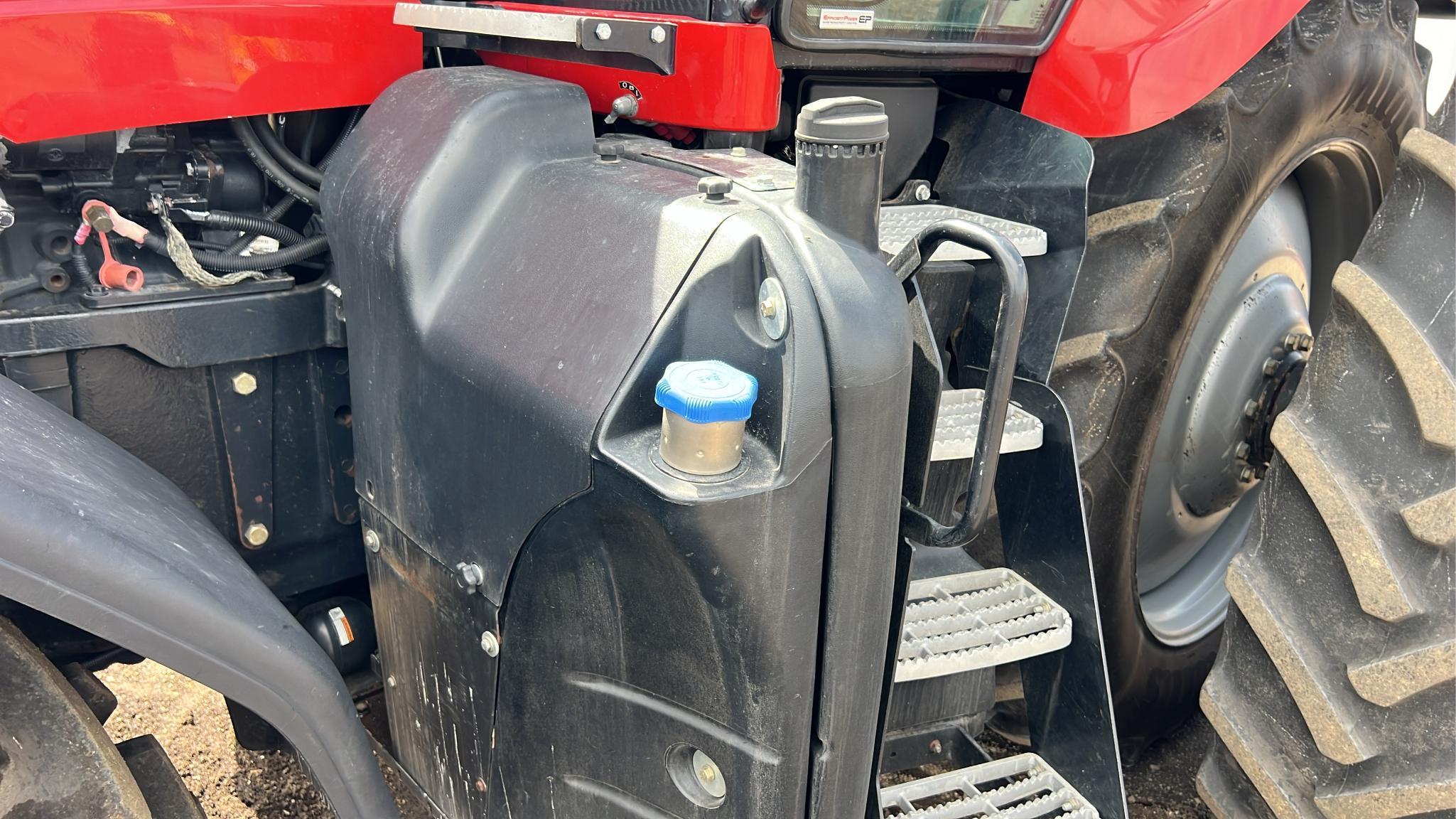 Case IH Magnum 260 MFWD Tractor
