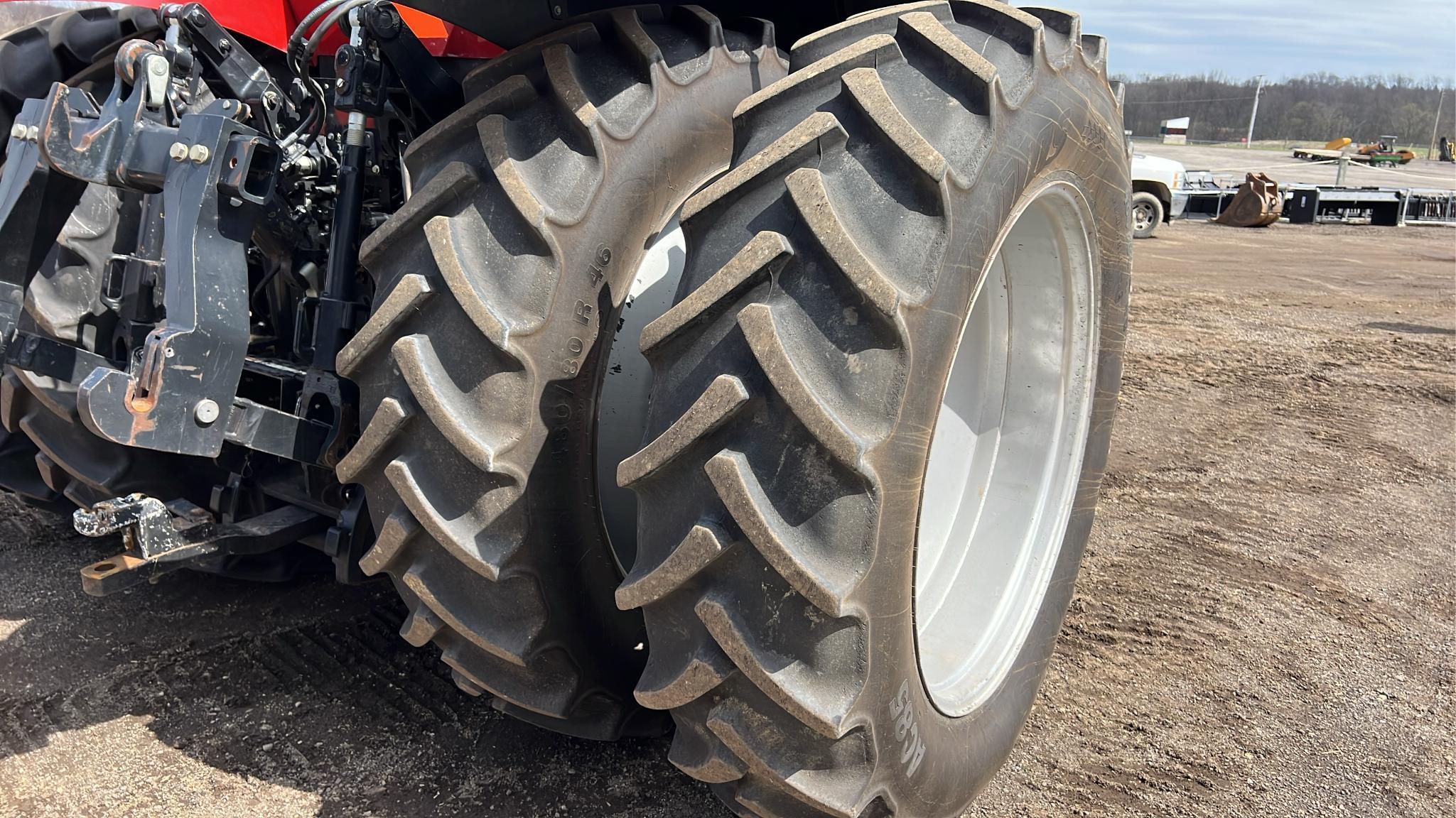 Case IH Magnum 260 MFWD Tractor
