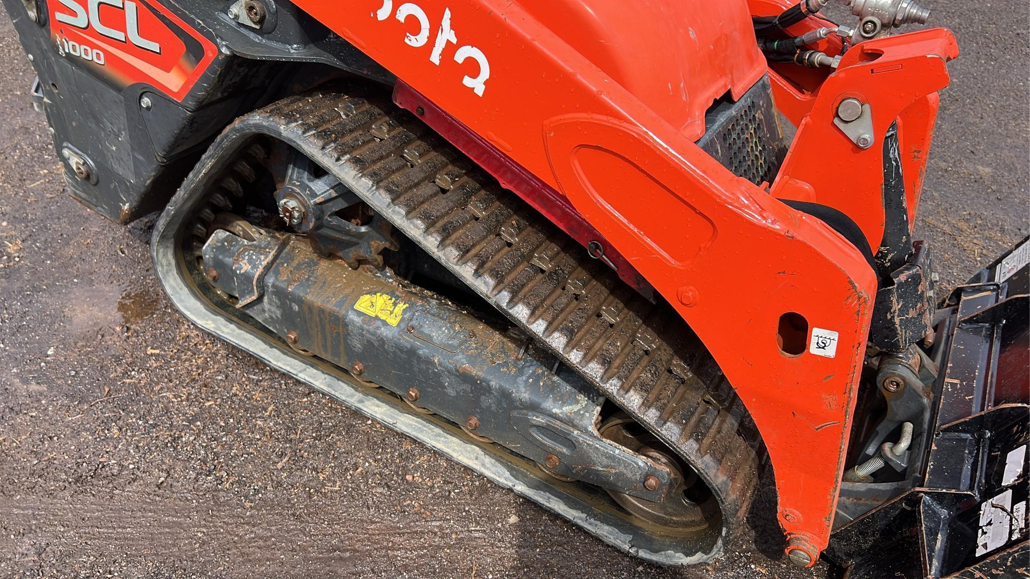 2021 Kubota SCL1000 Stand-On Skid Loader