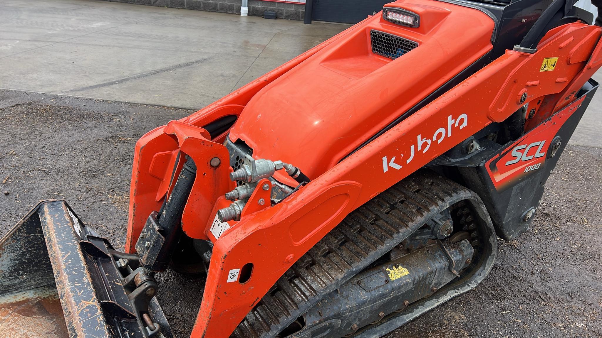 2021 Kubota SCL1000 Stand-On Skid Loader