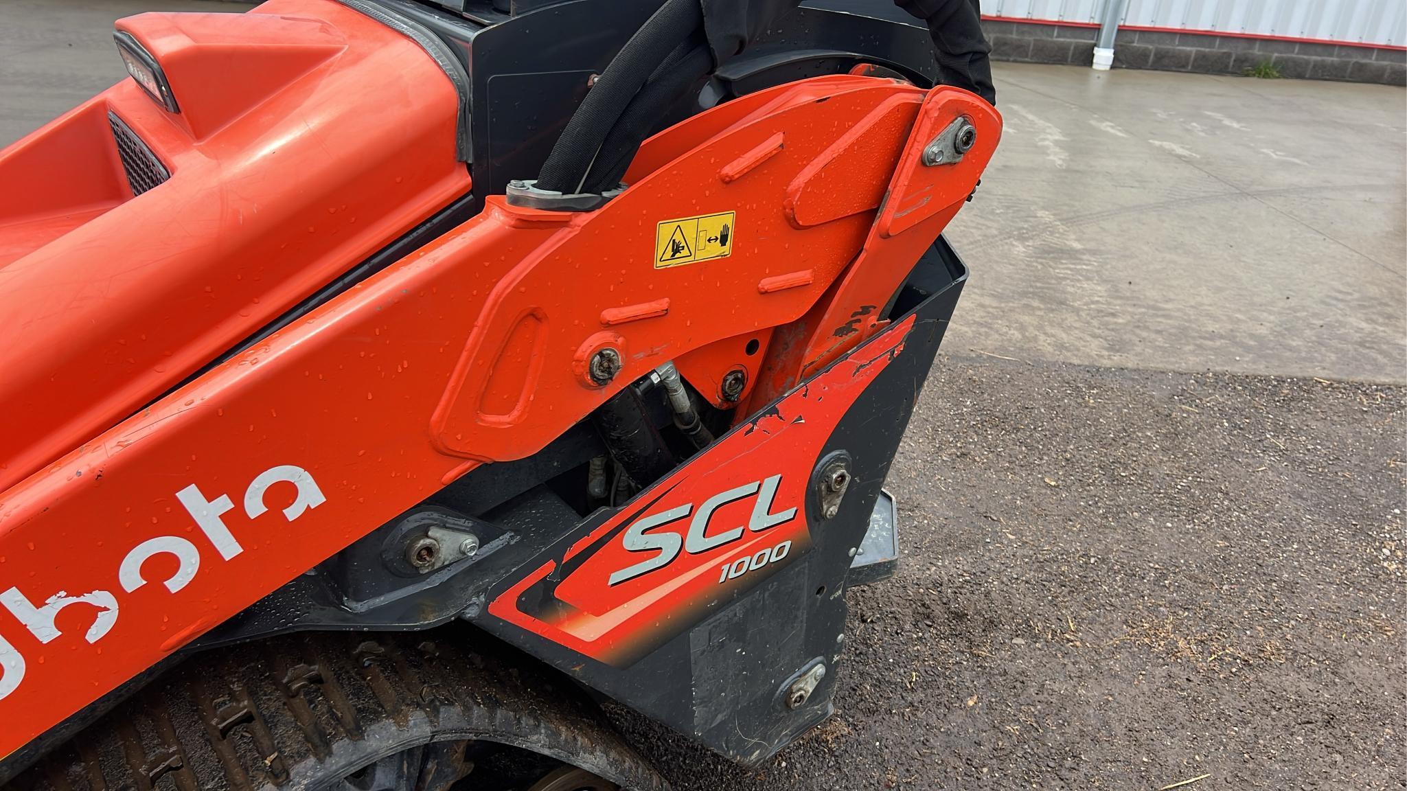 2021 Kubota SCL1000 Stand-On Skid Loader