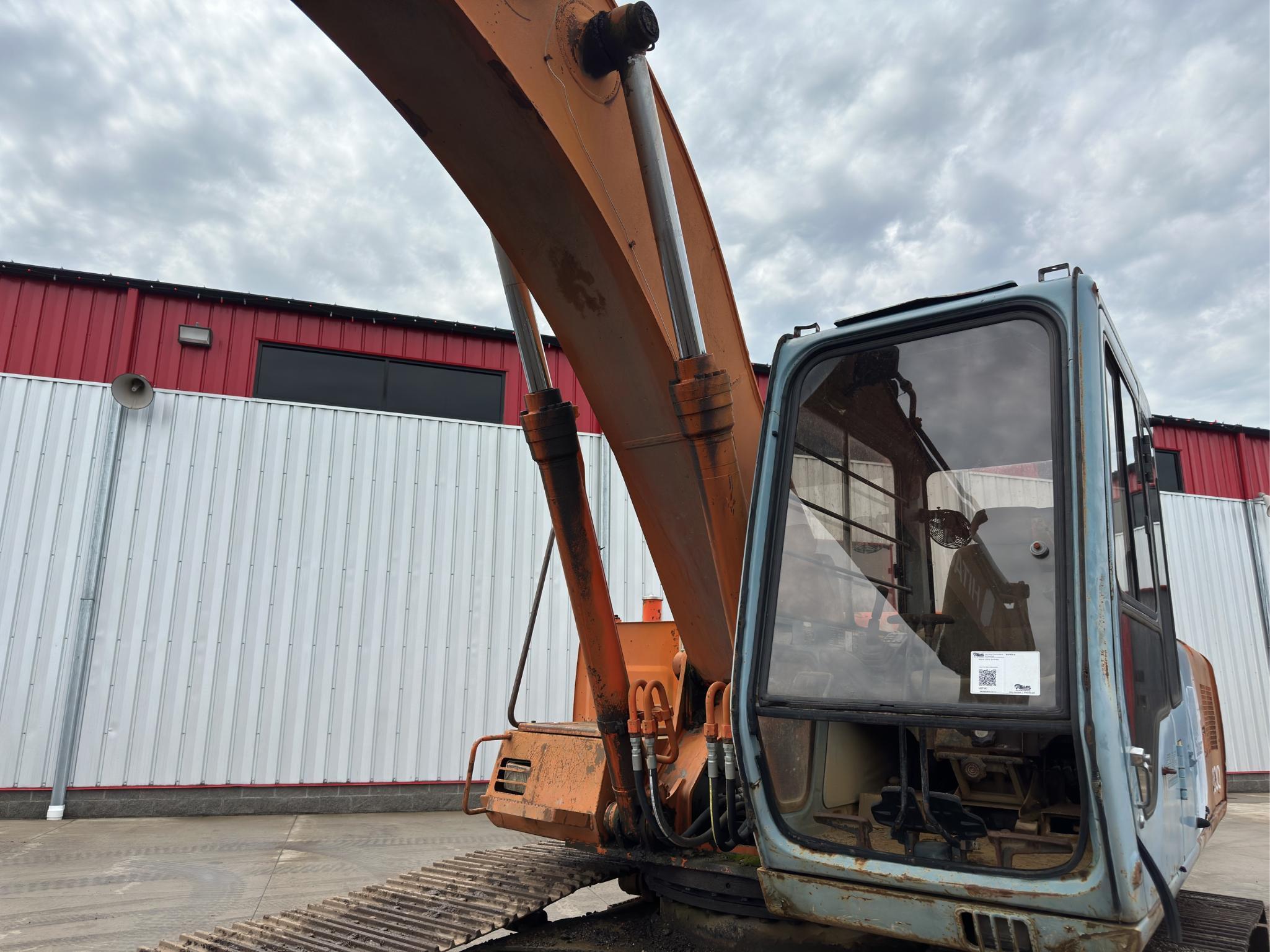 Hitachi EX200 Excavator