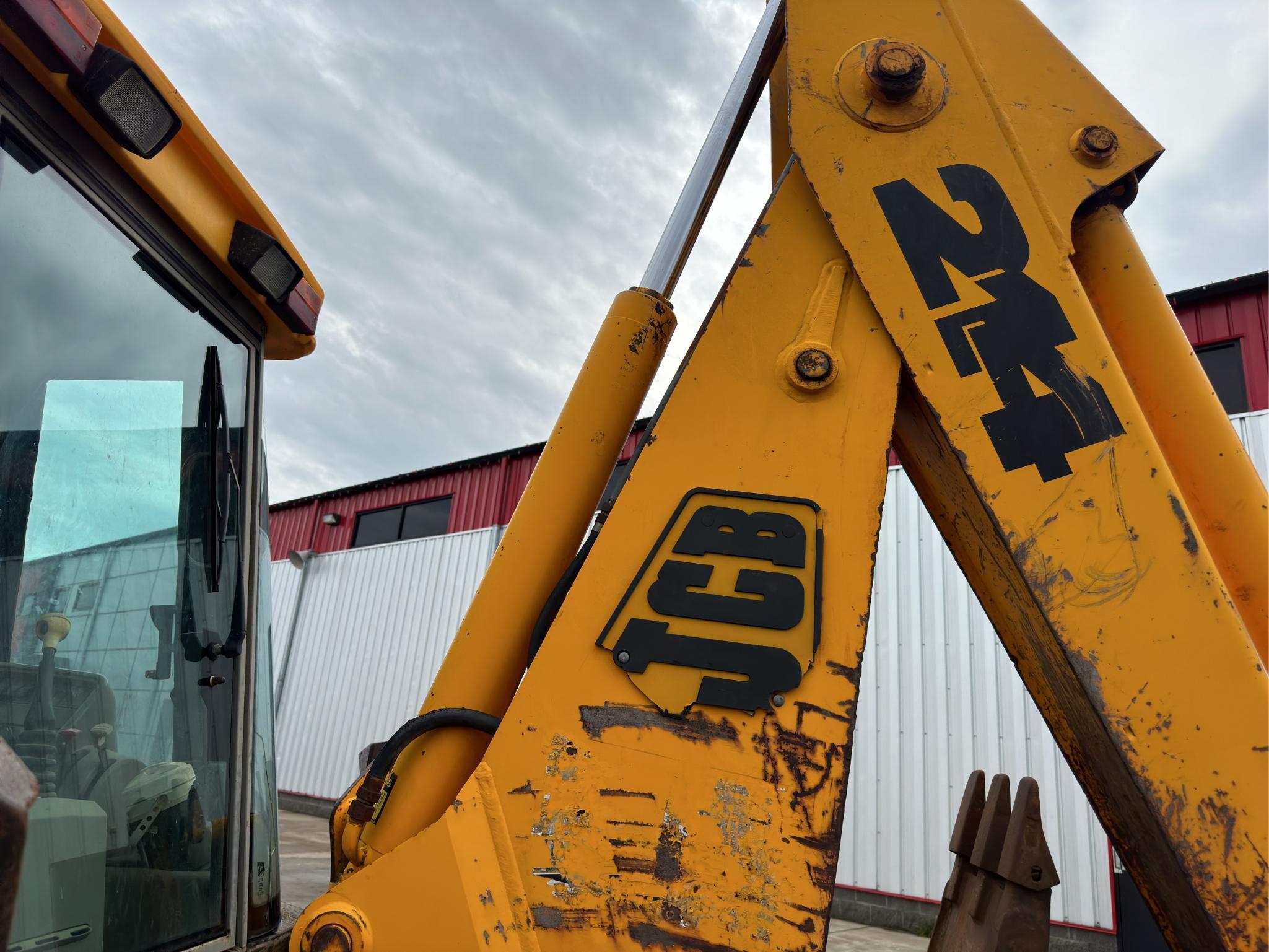 JCB 214 4x4 Backhoe