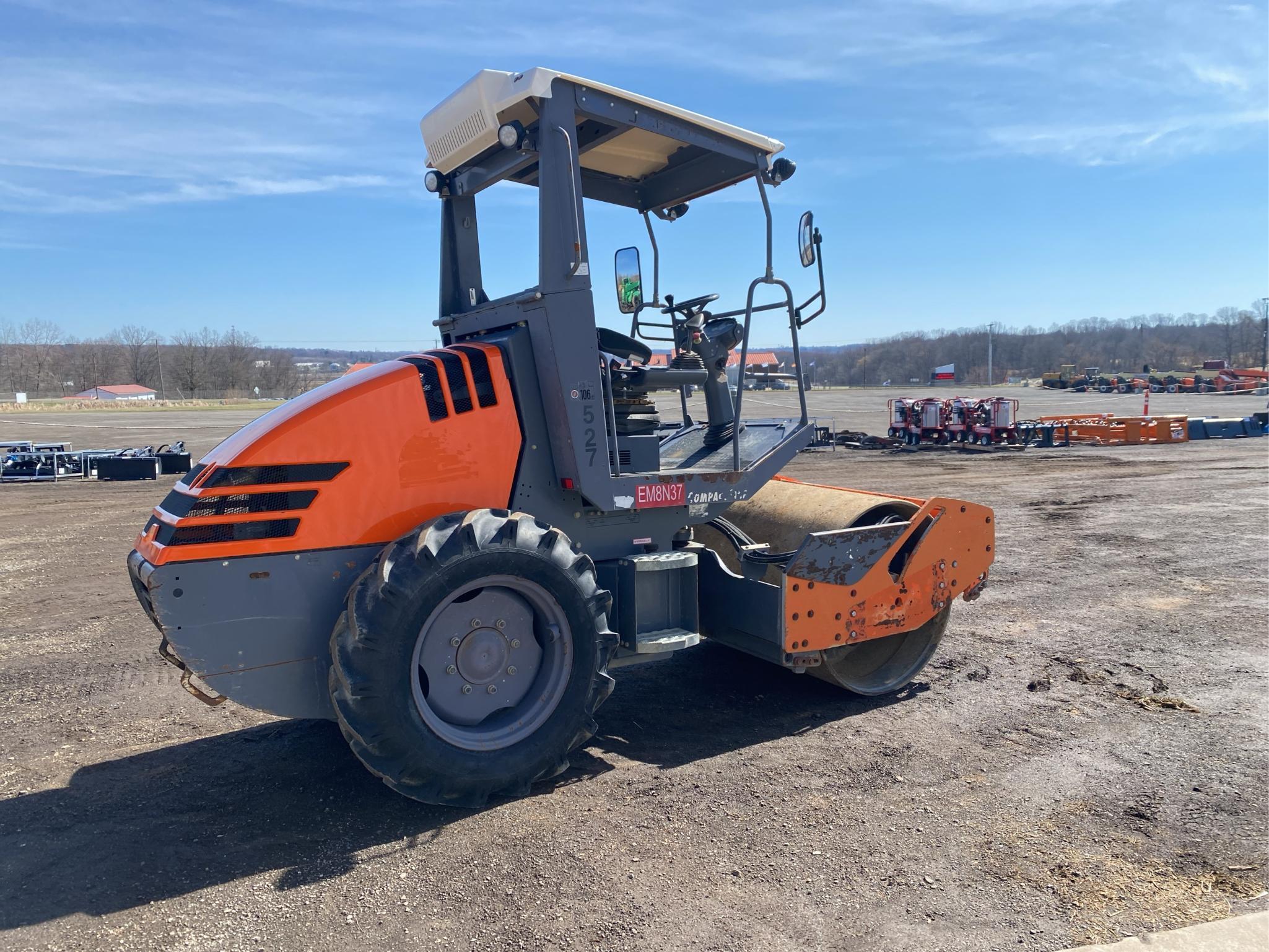 2015 Hamm H5i Compactor Smooth Drum Roller