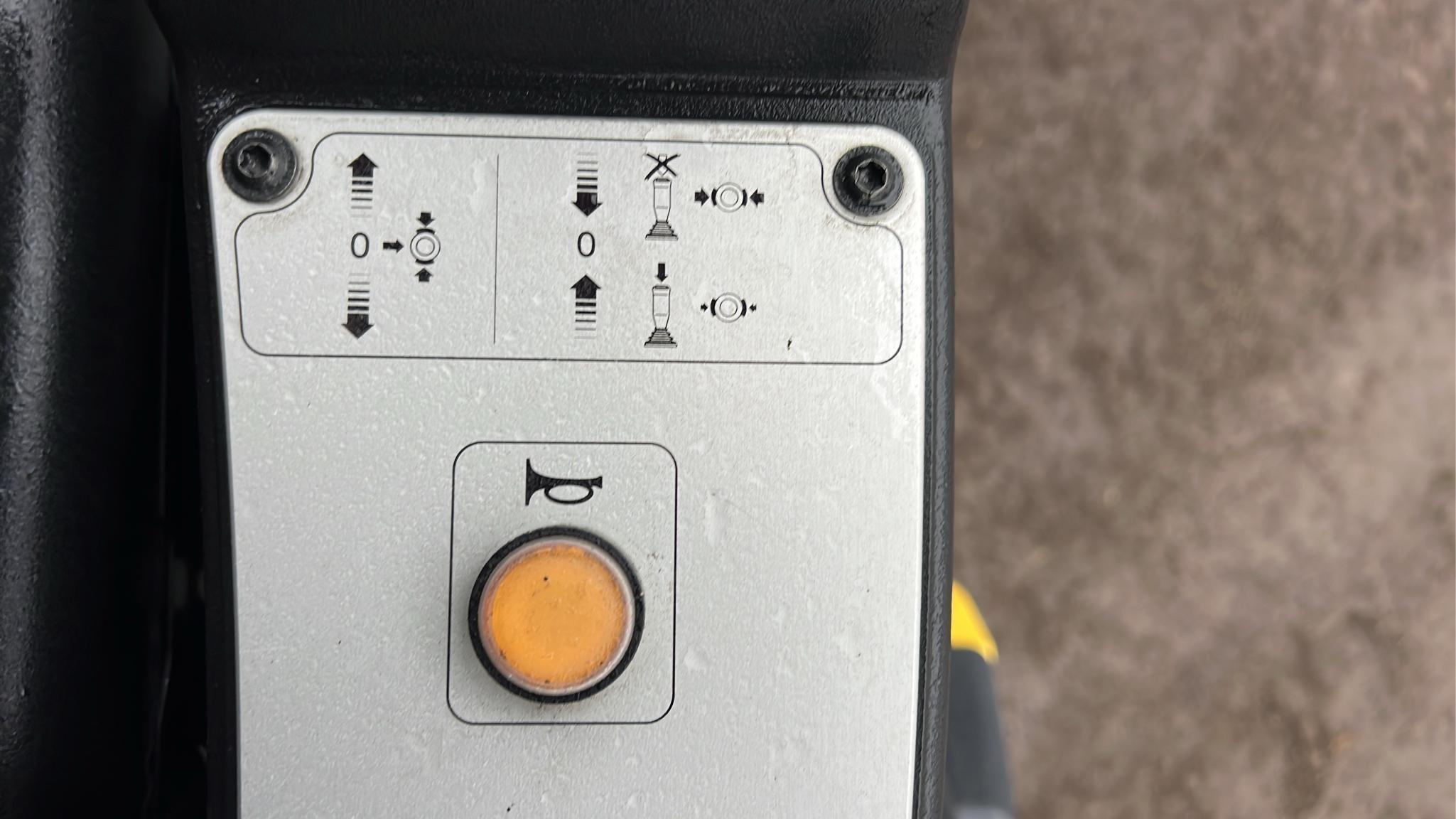2019 Bomag BW11RH-5 Pneumatic Roller
