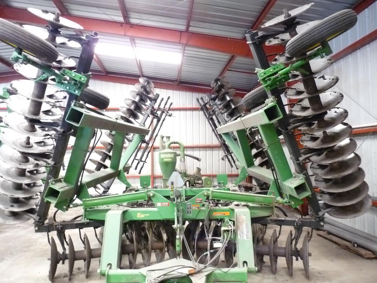 John Deere 650 32' Tandem Disk