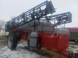 Redball 680 90' Sprayer