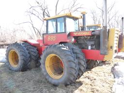 1982 Versatile 895 4WD Tractor