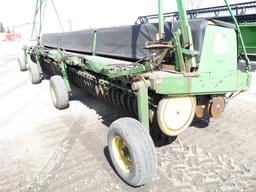 John Deere 9350 30' Drills with Factory Transport, Markers & Roll Tarps