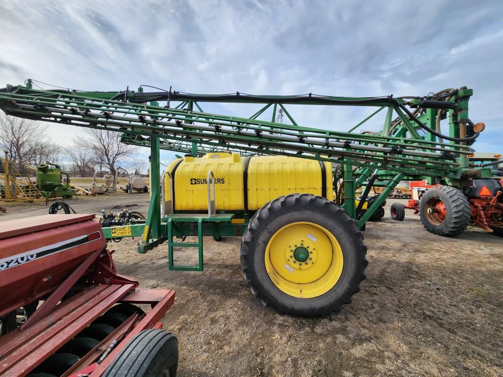 Summers 90' Susp. Boom Sprayer