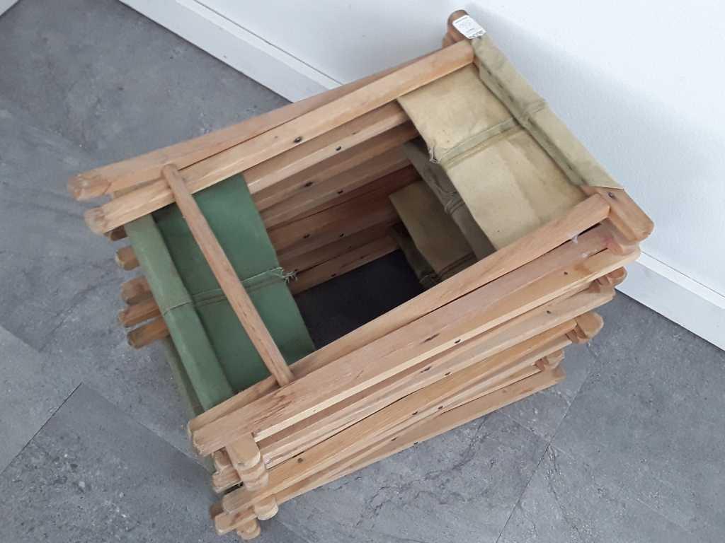 8 folding wood camp stools