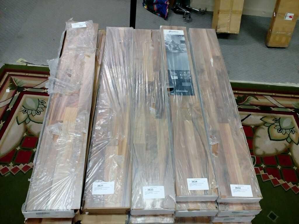 12 UNOPENED BOXES OF GARDENVIEW WALNUT LAMENENT