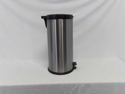 Stainless Steel Trash Can with Foot Pedal