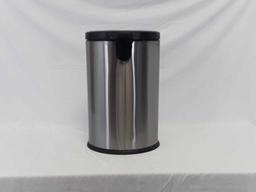 Stainless Steel Trash Can with Foot Pedal