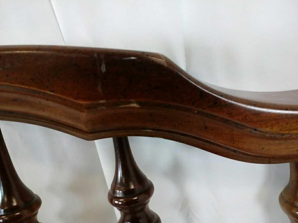 Spindle Wood Headboard w/ Metal Rails