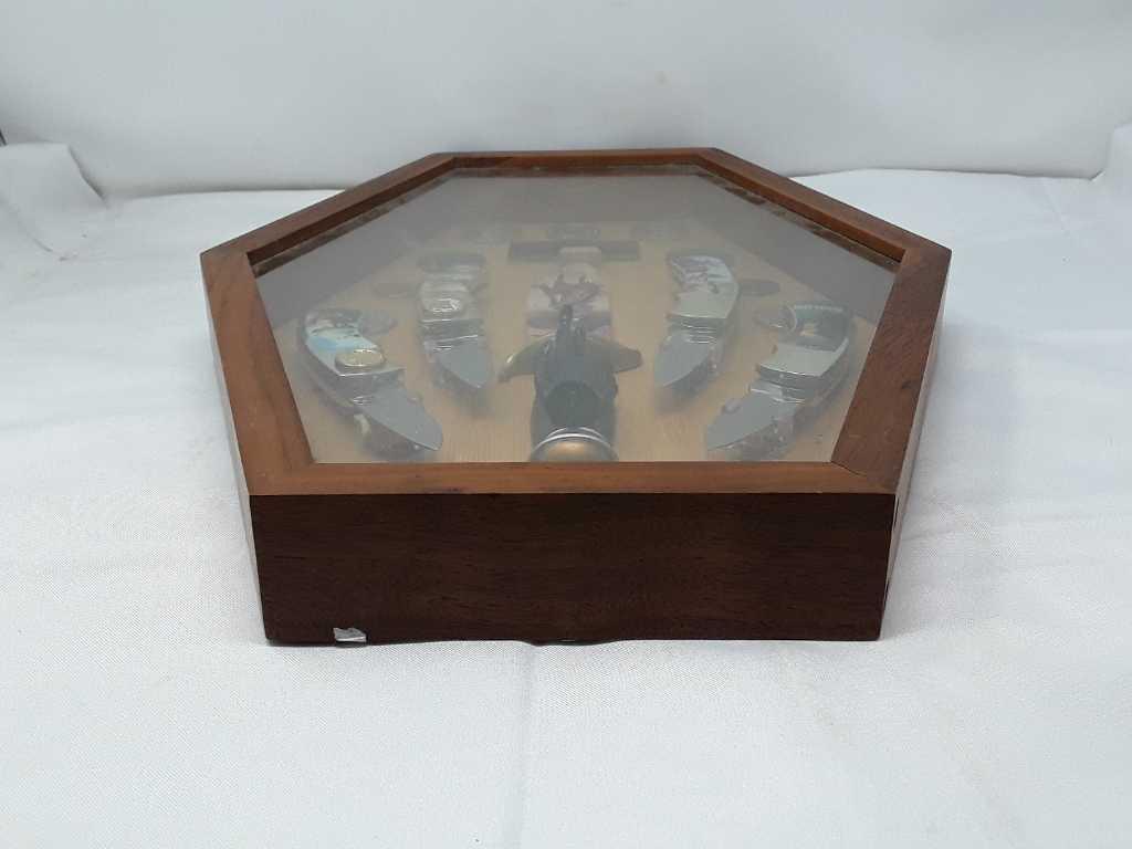 FRAMED COLLECTION OF JOHN WAYNE KNIVES & COINS