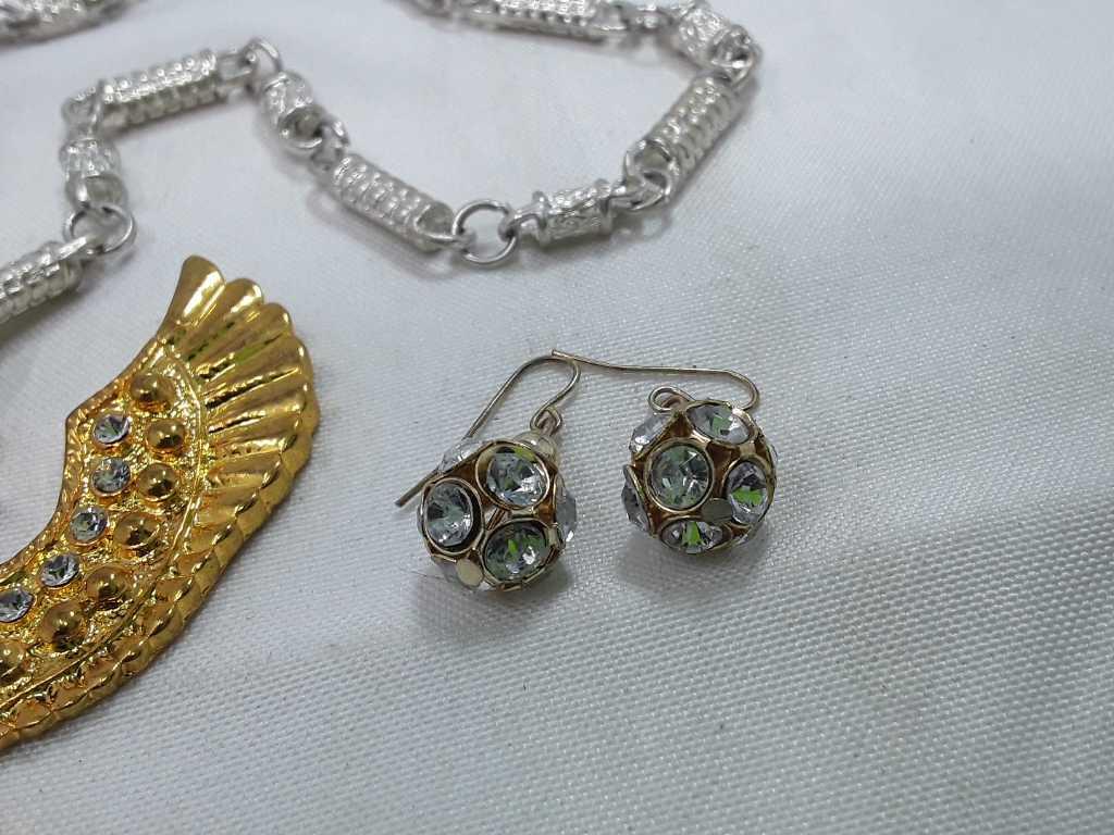 Sparkle Earring & Eagle Necklace Set of 3